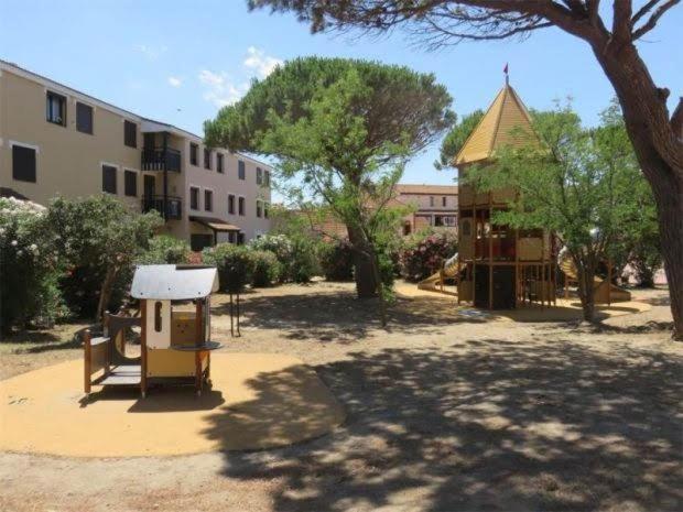 Appartement En Bord D'Etang Le Barcares Exterior photo